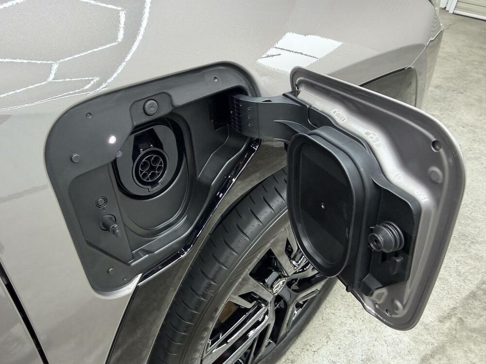 トヨタ RAV4 PHEV Zコーティングブログの画像17　札幌・江別で高耐久ガラスコーティング