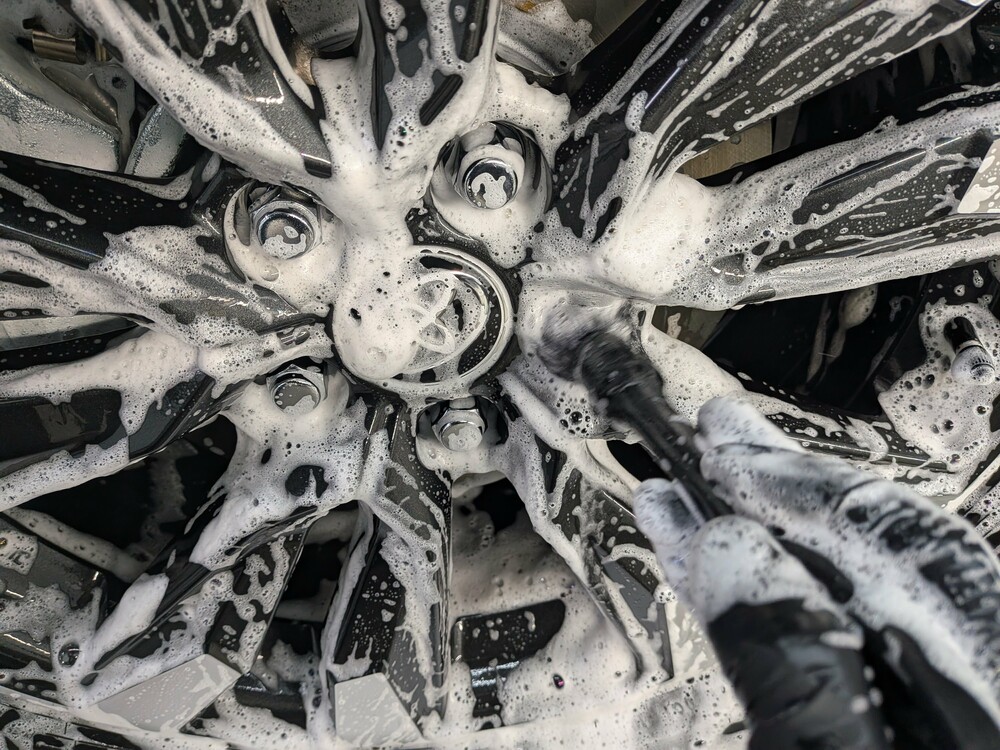 トヨタ RAV4 ハイブリット Zコーティングブログの画像5　札幌・江別で高耐久ガラスコーティング