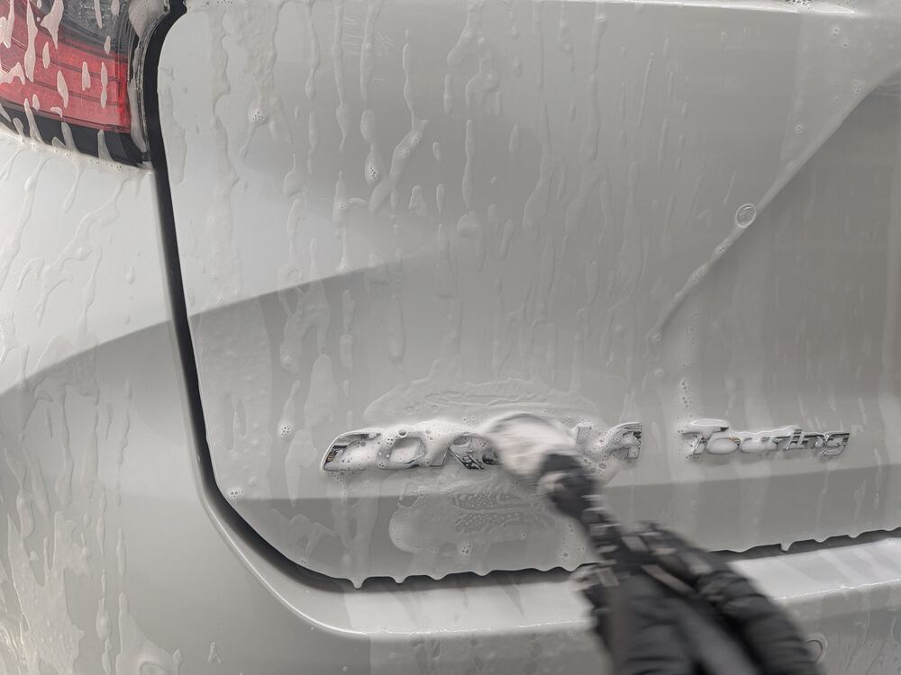 トヨタ カローラツーリング Gコーティングブログの画像9　札幌・江別で高耐久ガラスコーティング