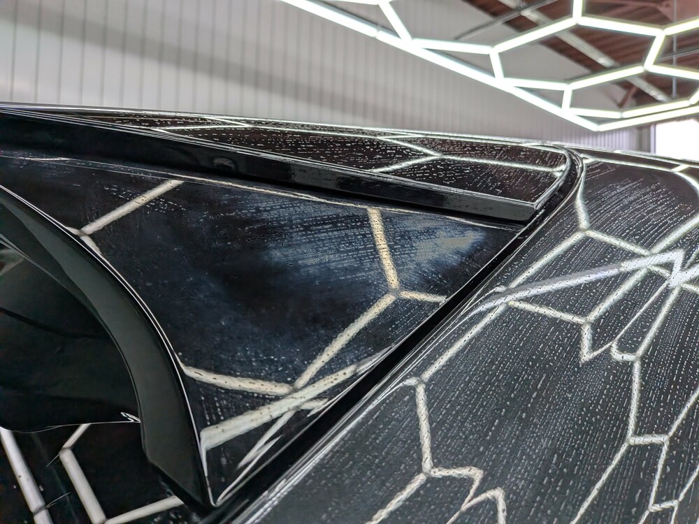 ハリアー PHEV Z メンテナンスコーティングブログの画像11　札幌・江別で高耐久ガラスコーティング