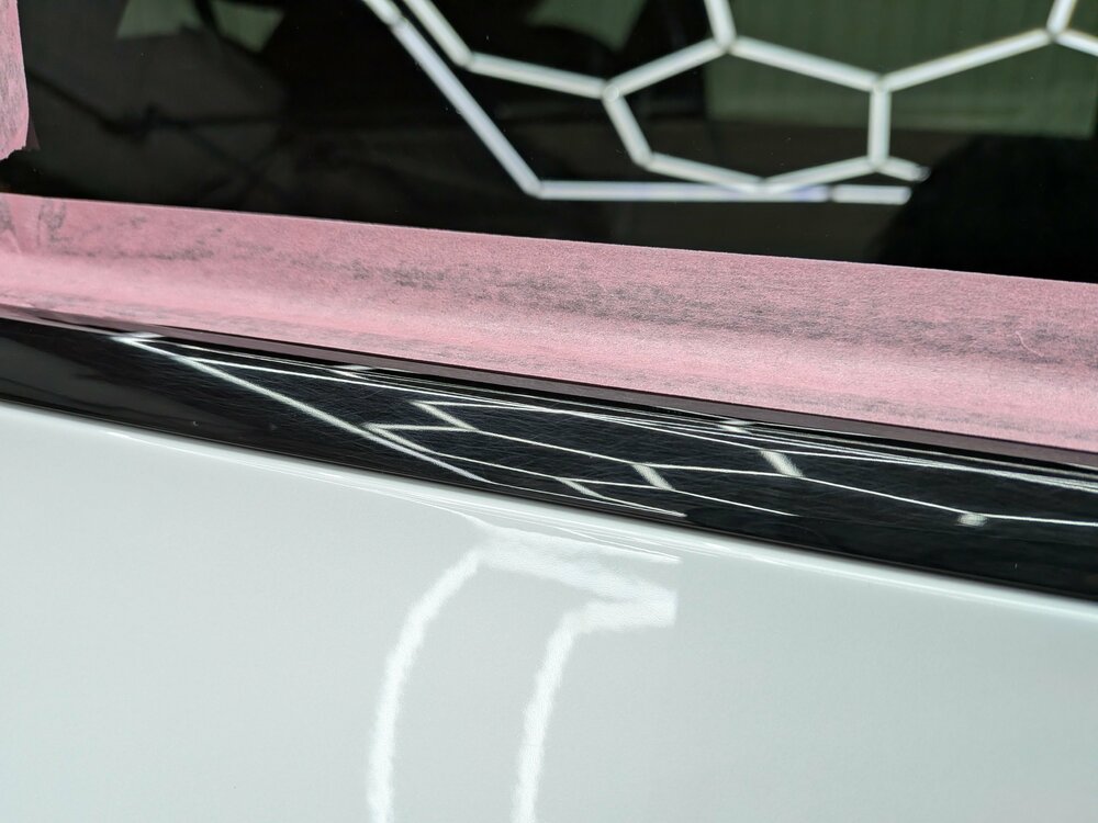 ウィンドウモール磨き前