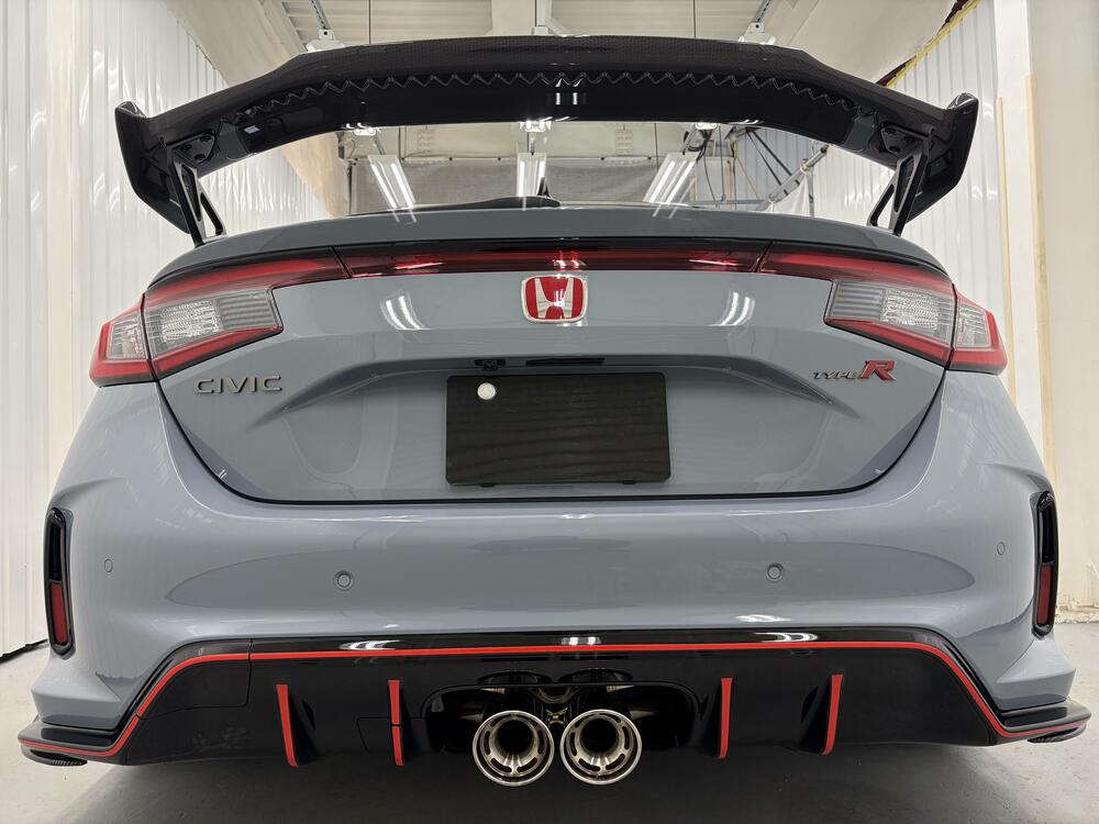 シビック TYPE R Racing Black Package メンテナンスコーティングブログの画像20　札幌・江別で高耐久ガラスコーティング