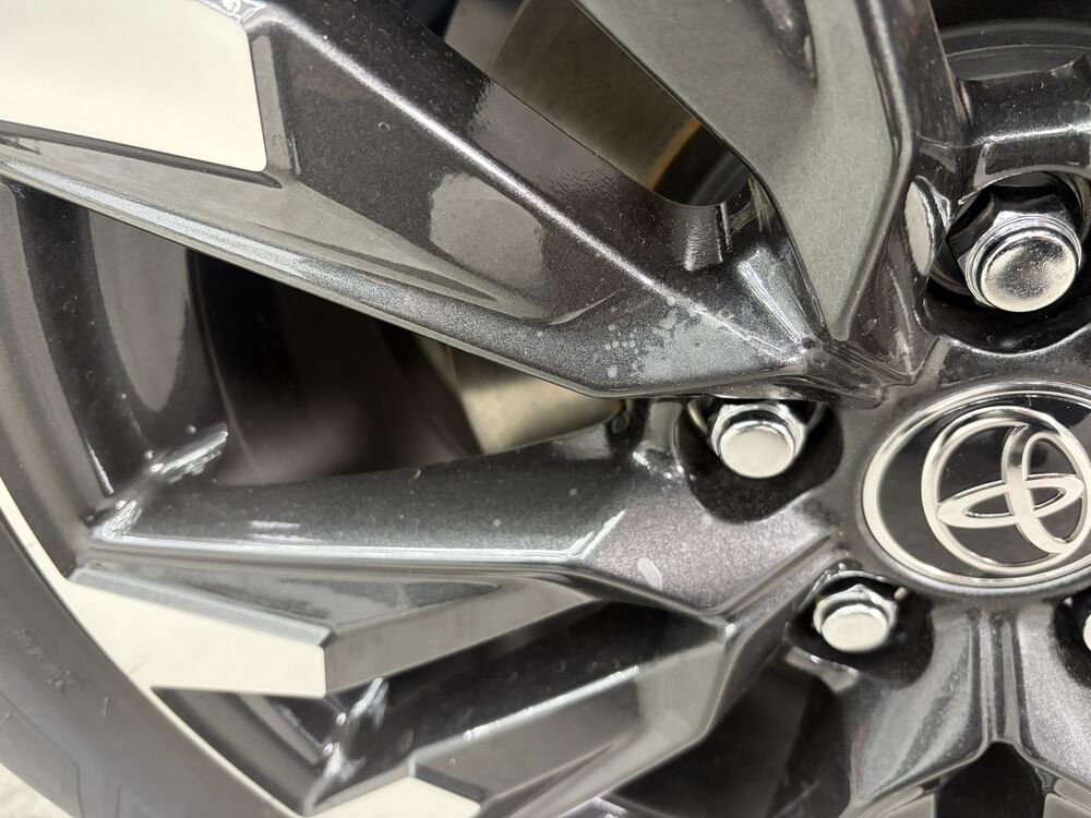 トヨタ RAV4 ハイブリット Zコーティングブログの画像5 札幌・江別で高耐久ガラスコーティング