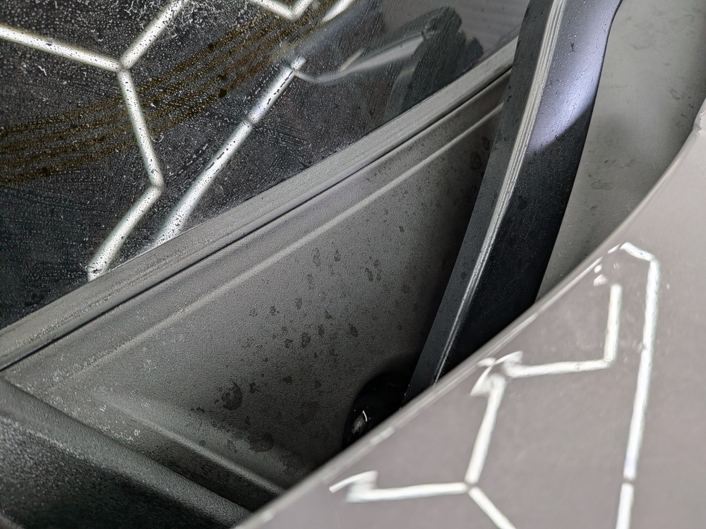 トヨタ RAV4 ハイブリット アドベンチャーコーティングブログの画像18 札幌・江別で高耐久ガラスコーティング