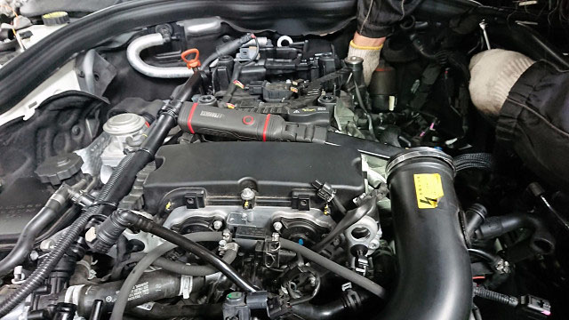 パーツのパルカ (株)北翔 - メルセデスベンツ W212 E250 エンジンオイル漏れ