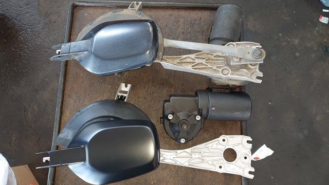 ベンツ W124 & W201 ワイパーリングリペアギア-02