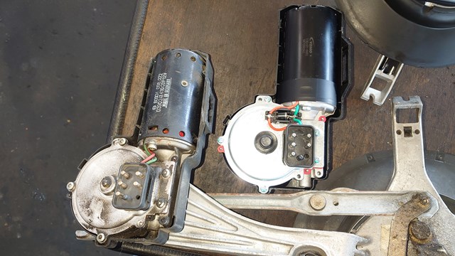 ベンツ W124 & W201 ワイパーリングリペアギア-02