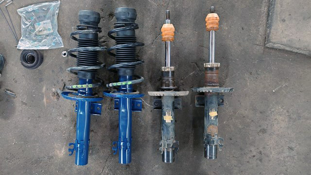 メンテナンスレポート:ポロ 6R ショックアブソーバー交換